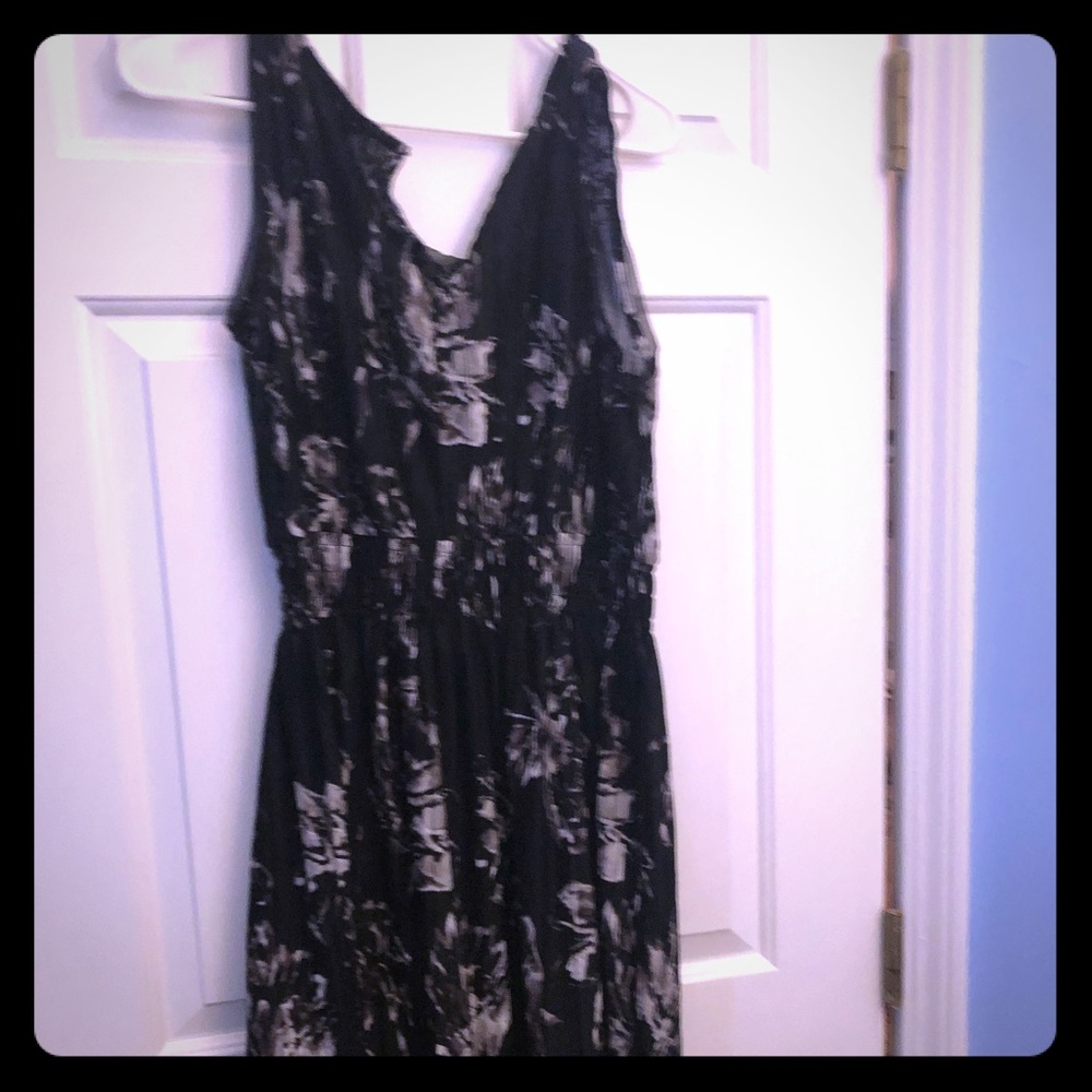 Simply Vera midi dress black and gray floral LG
